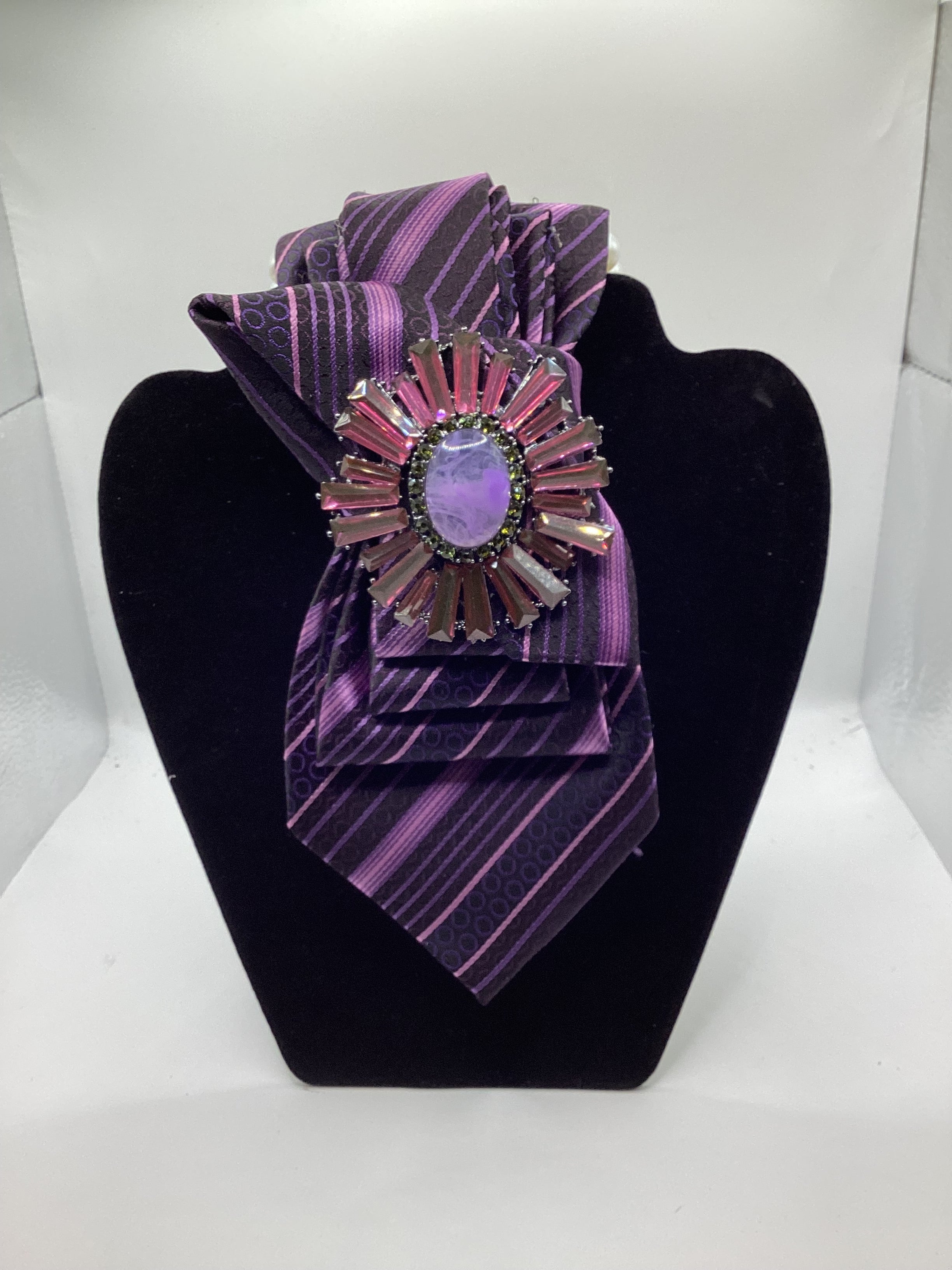 Plum Radiance Statement Tie