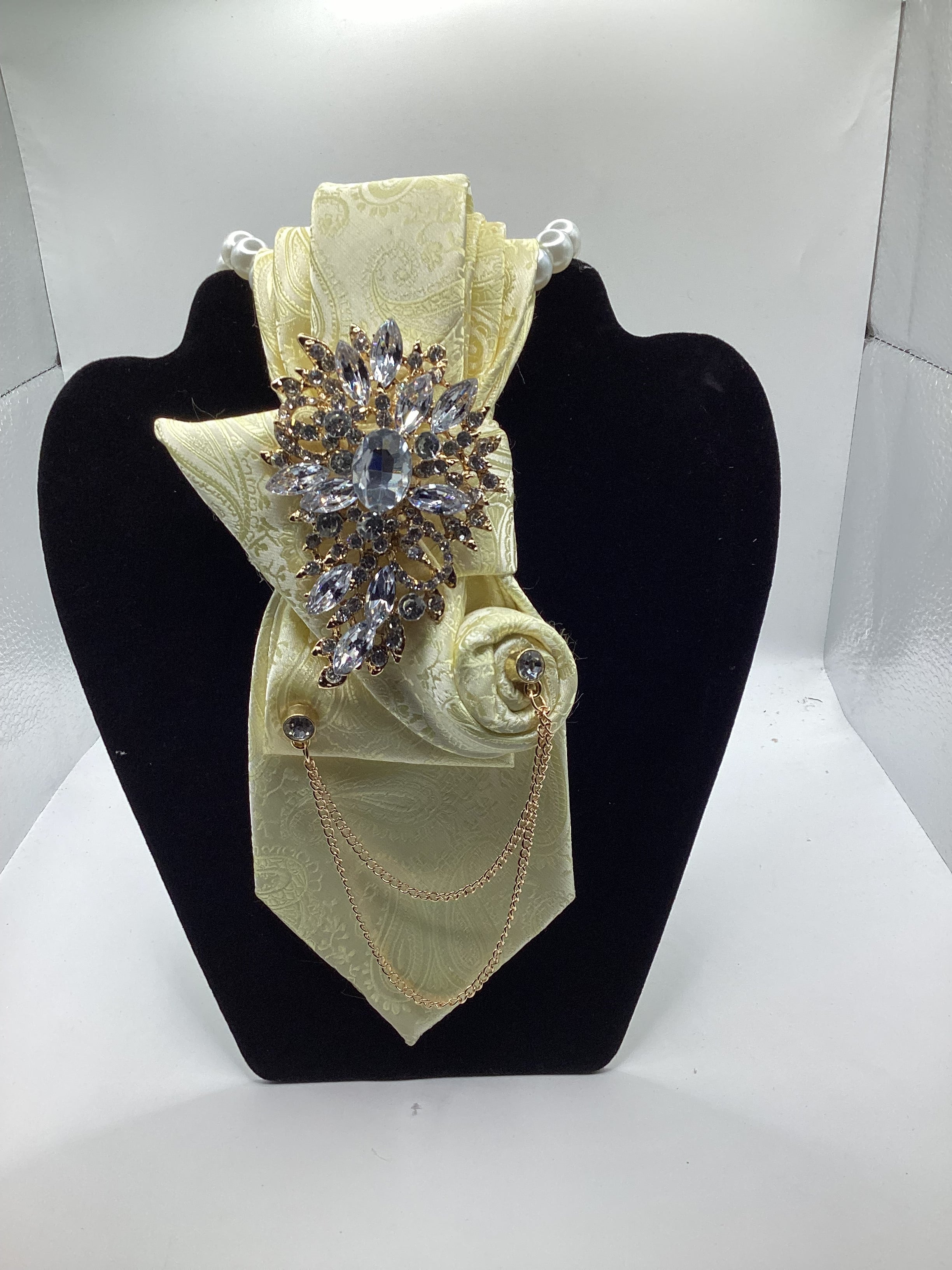 Royale Crystal Statement Tie