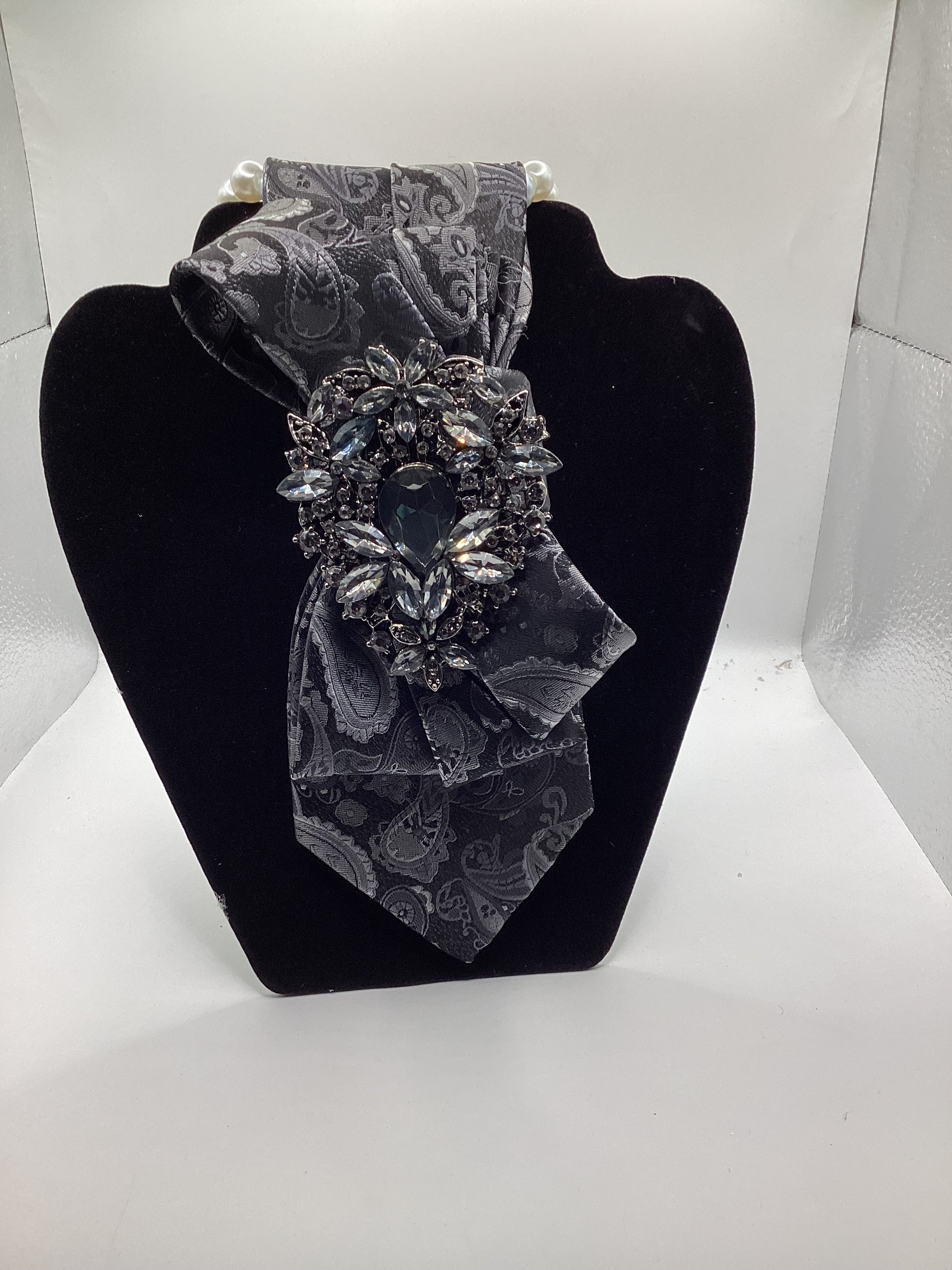 Midnight Paisley Luxe Tie
