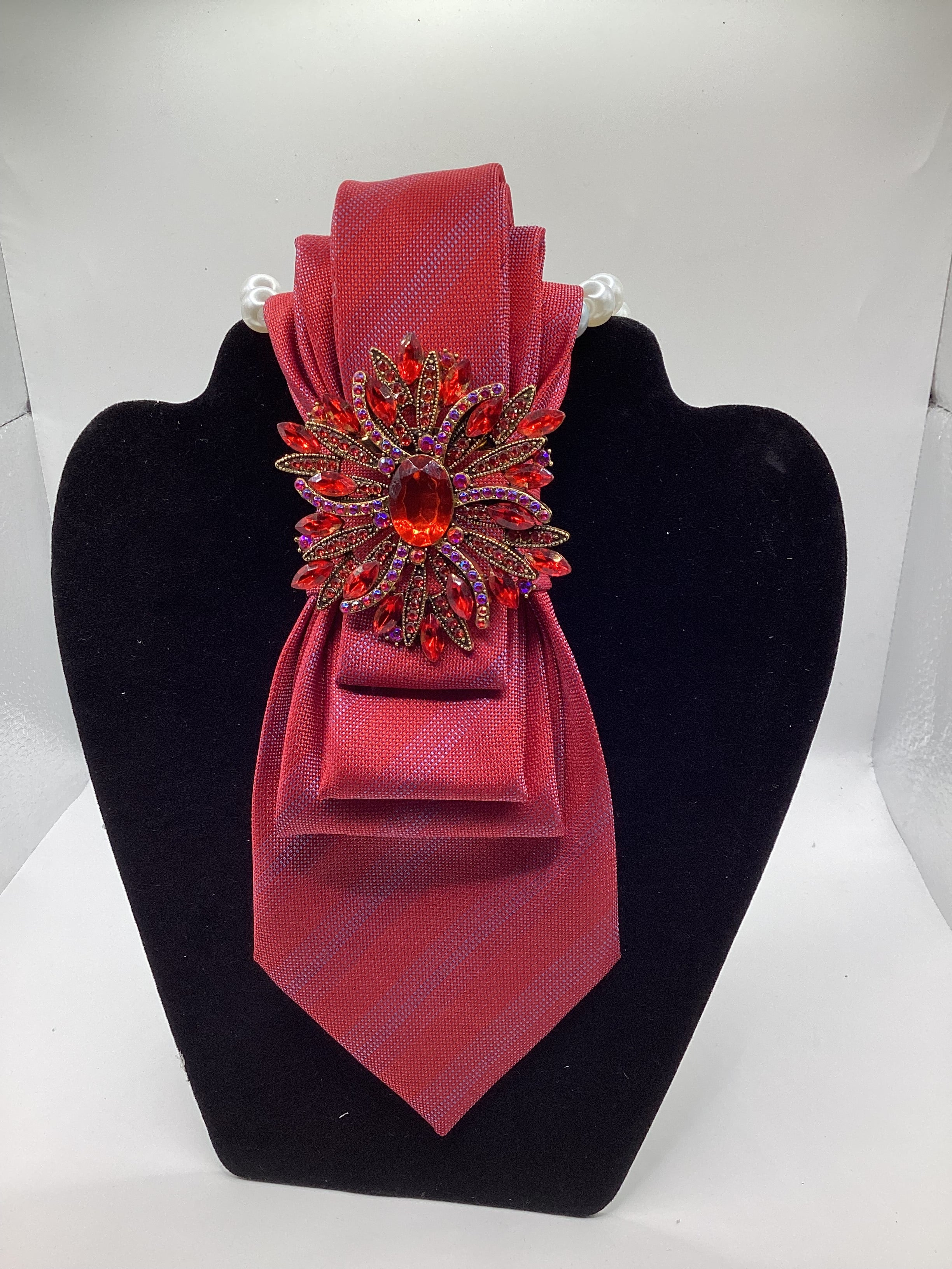 Ruby Radiance Luxe Tie