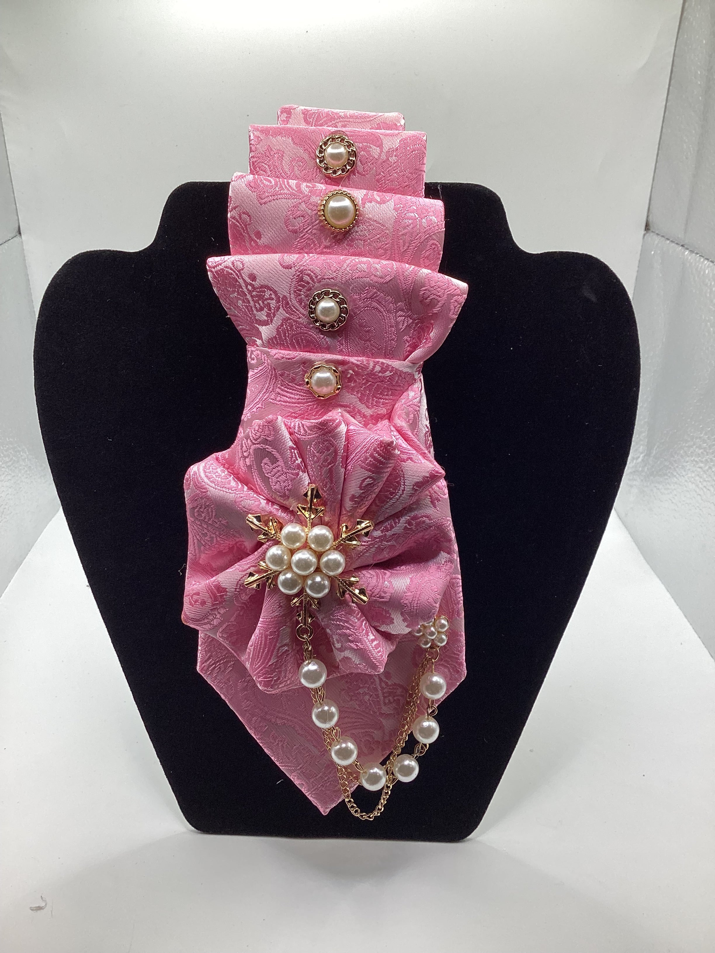 Pink Pearl Blossom Fashion Tie