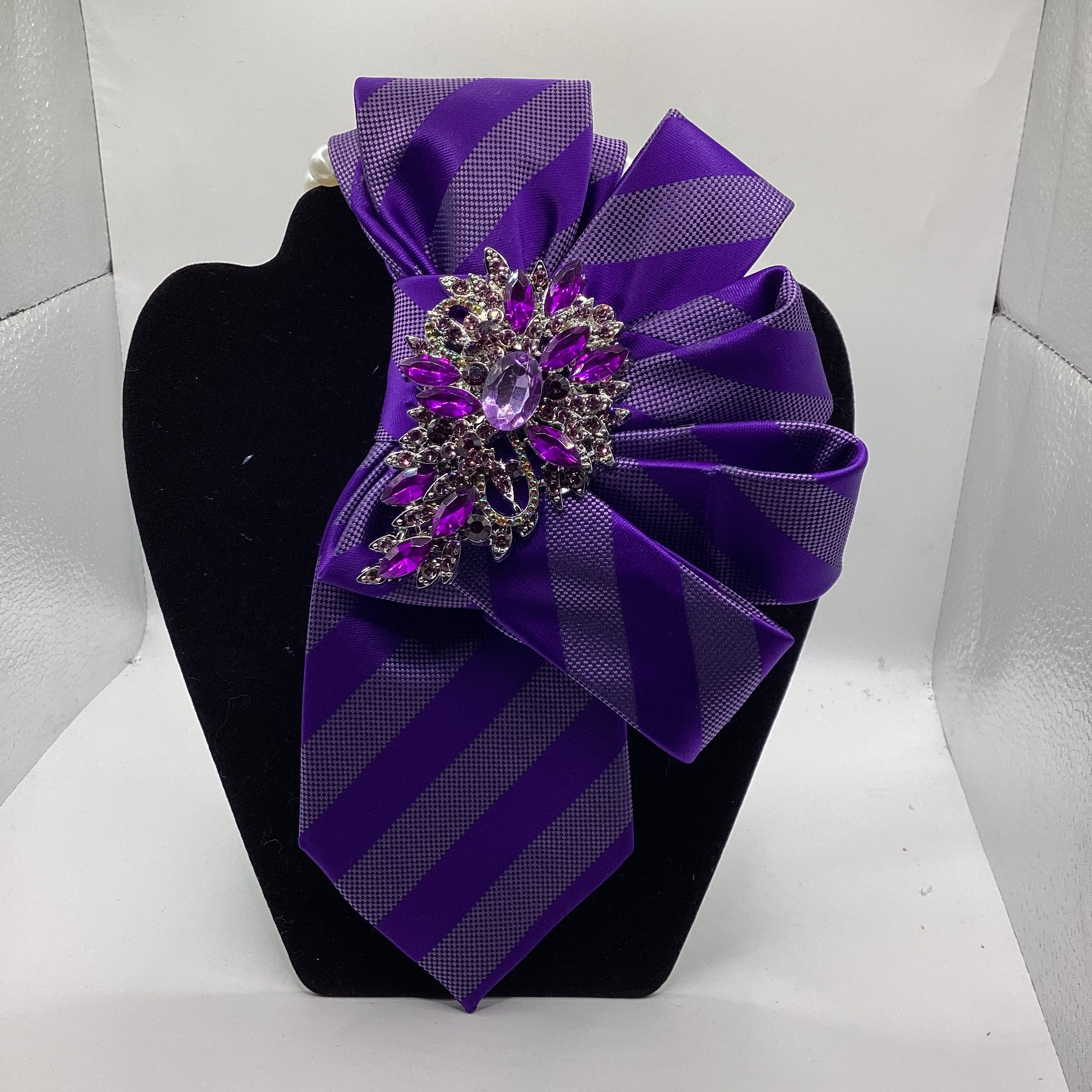 Royal Amethyst Statement Tie – Purple Stripe Luxe Collection