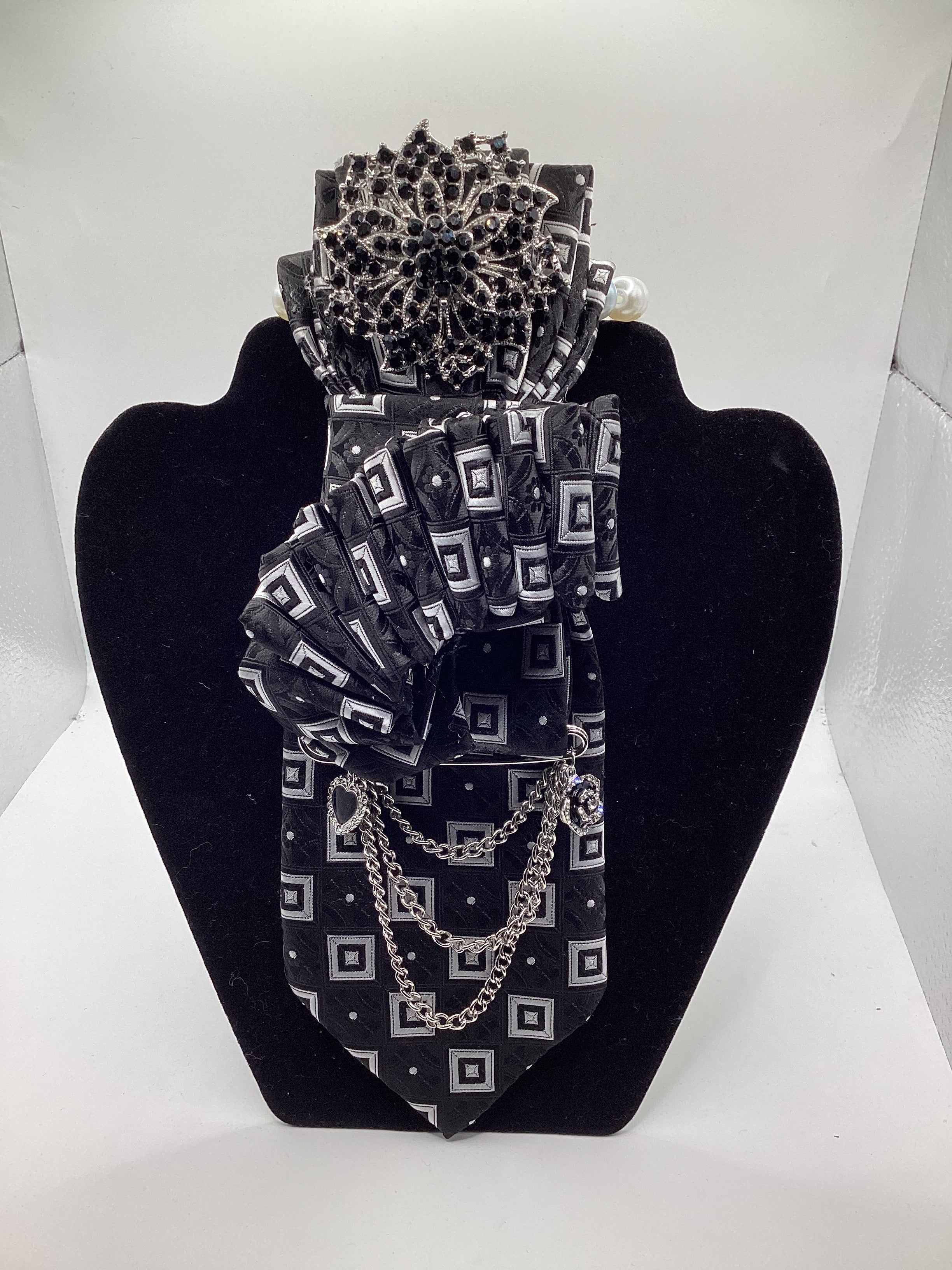 Midnight Noir Luxe Statement Tie – Black Diamond Collection 2