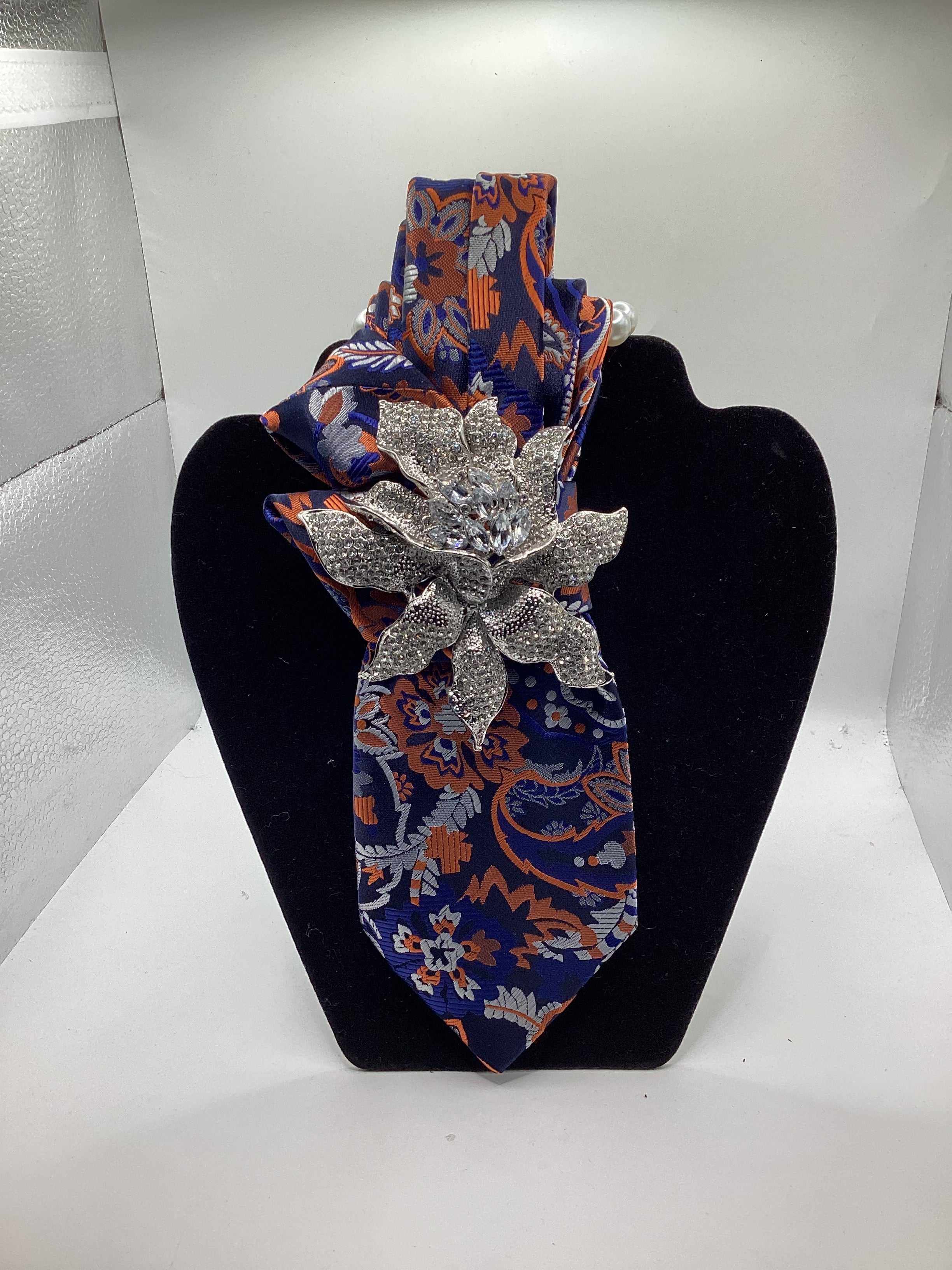 Midnight Bloom Silver Floral Statement Tie – Signature Elegance Collection