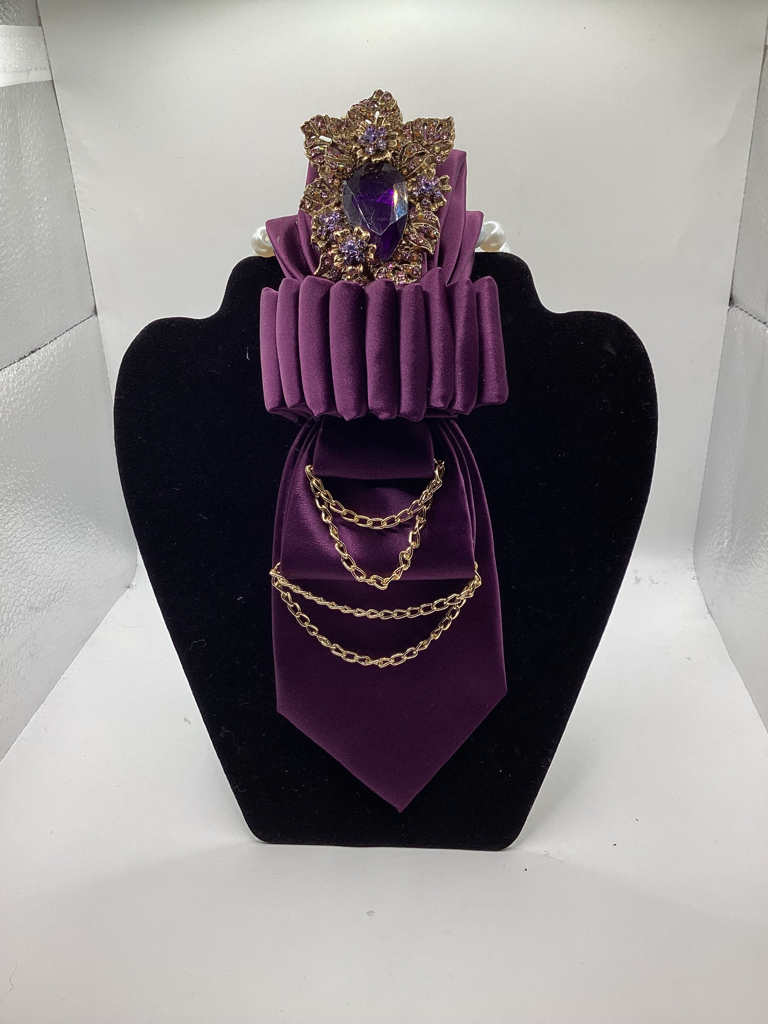 Royal Amethyst Luxe Statement Tie – Purple Velvet Couture Edition