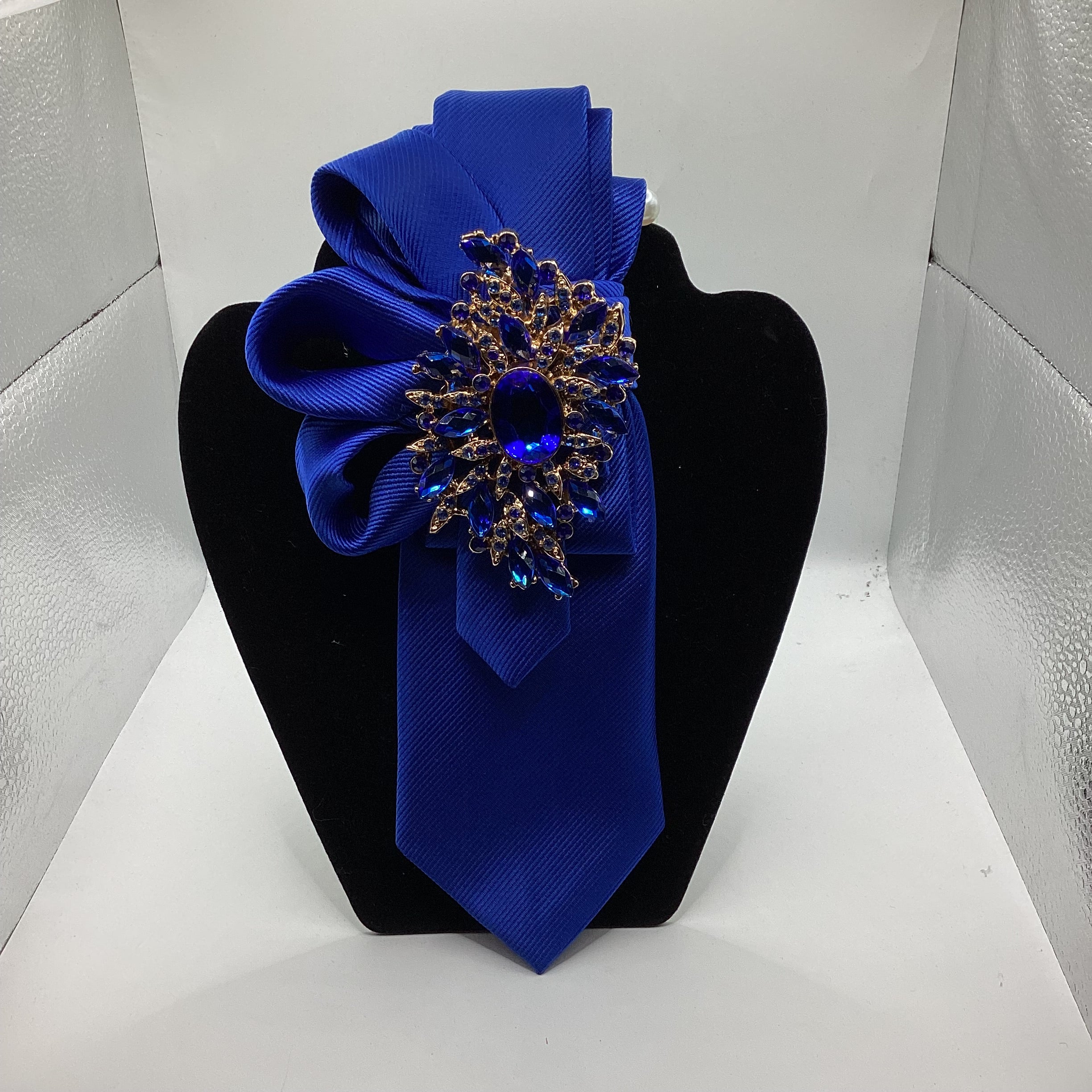 Royal Sapphire Bloom Statement Tie