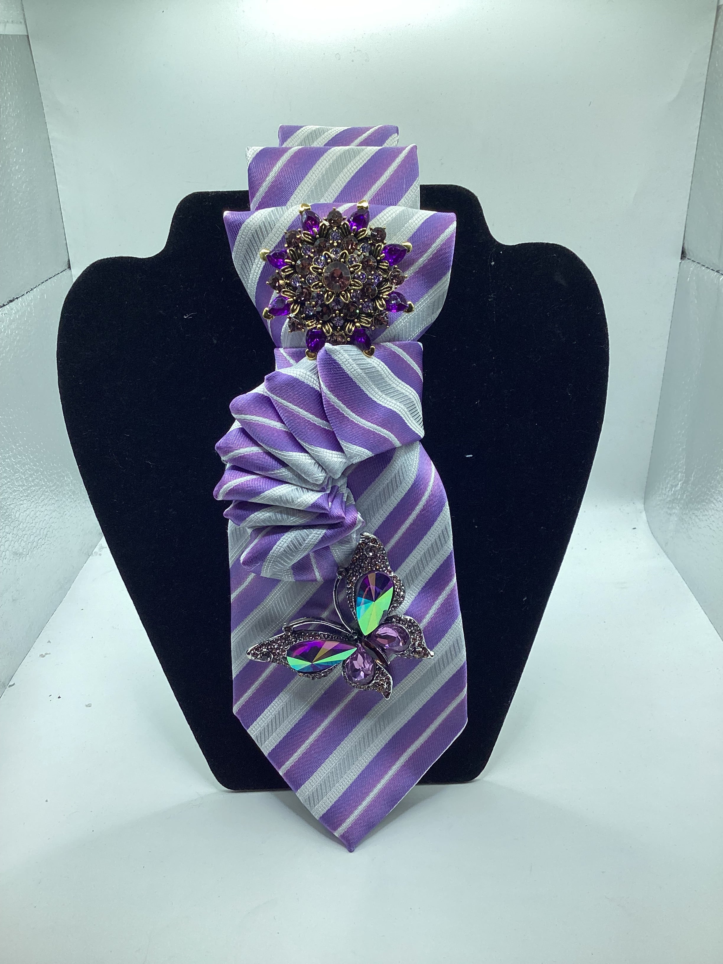 Lavender Butterfly Luxe Tie |